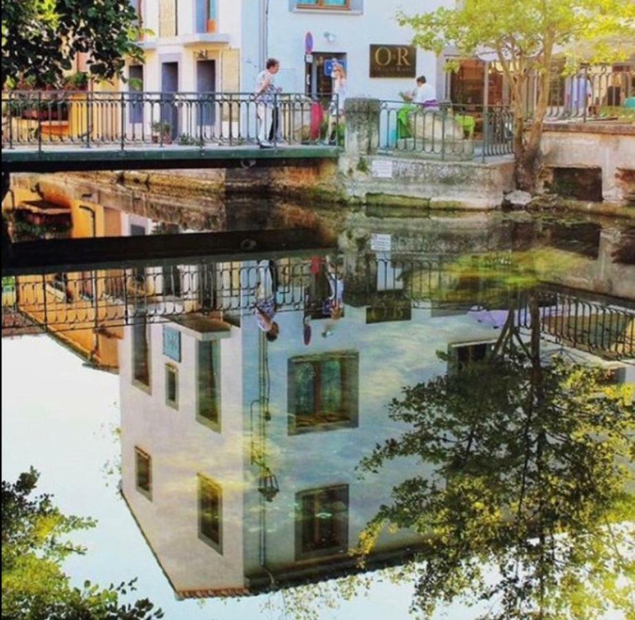 Апартаменты Balcon Sur La Sorgue Л'Иль-сюр-ла-Сорг Экстерьер фото